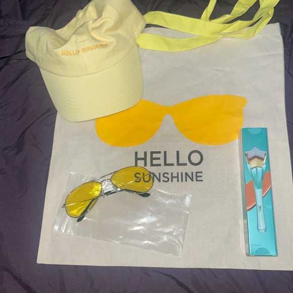 IT Cosmetics Limited Edition Super Star Foundation Brush bundle - Picture 1 of 15